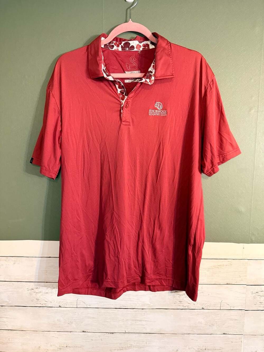 Swannies Mens Golf Polo Red Knollwood Country Club Large Floral Trim Stretch